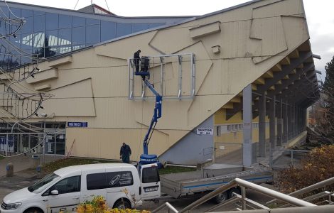 obrazovka na zimním stadionu v havířově