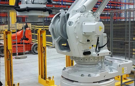 Stroje a technologická zařízení Robot pro Amazon